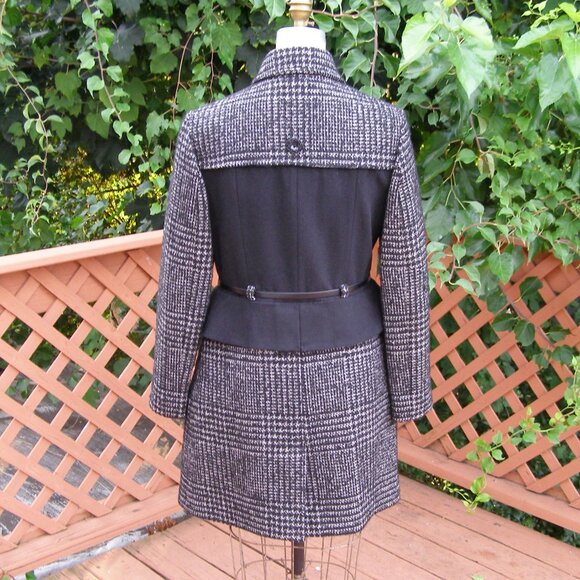 size 8/M Betsey Johnson Wool Blend Dress Coat w/Belt - Picture 4 of 16
